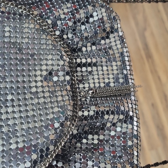 Vintage Silver Metal Mesh Crossbody Tassel Front Long Chain Strap Evening Bag - Picture 6 of 13
